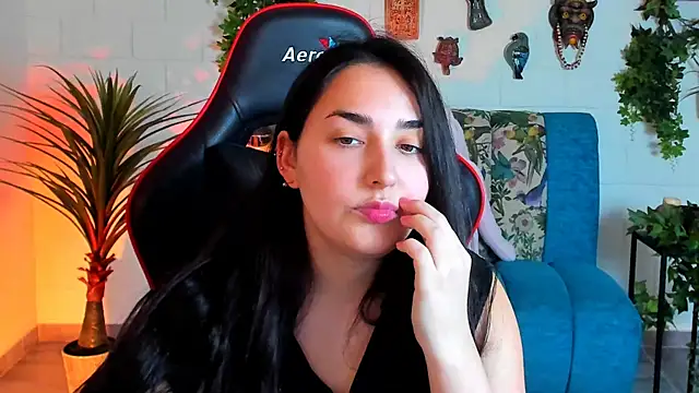 Snapshot of CeceliaJohnson chatting on February 27, 2025, 11:17 am CeceliaJohnson online show from February 27, 2025, 11:17 am