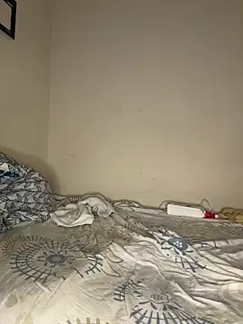 Snapshot of steven_clain chatting on November 25, 2025, 12:33 am steven clain online show from November 25, 2025, 12:33 am