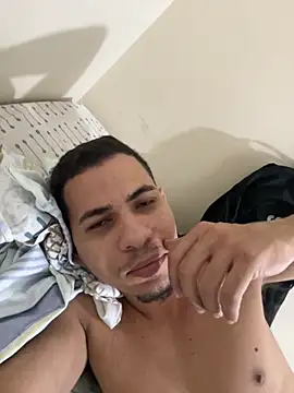 Snapshot of steven_clain chatting on September 20, 2025, 11:43 pm steven clain online show from September 20, 2025, 11:43 pm