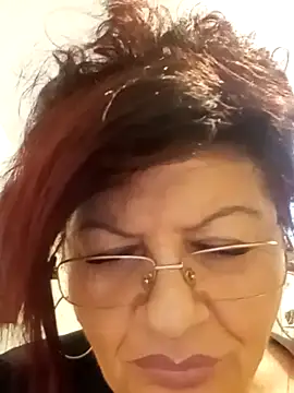 Snapshot of CALDA-AKIRA chatting on November 5, 2025, 5:38 pm CALDA-AKIRA online show from November 5, 2025, 5:38 pm