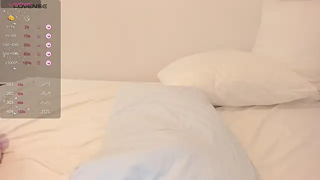  Snorkmaiden  online show from January 14, 2026, 1:26 pm