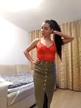 baby sweet girl  online show from April 11, 2026, 9:51 pm