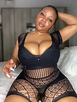 Hyra Ari online show from February 14, 2026, 8:20 pm