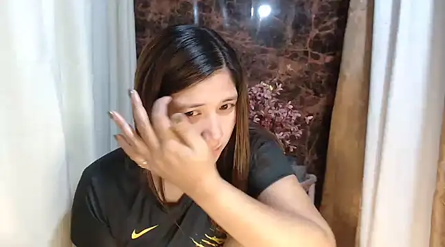 Snapshot of MS_Isabella_Snow92 chatting on February 28, 2025, 10:17 pm MS Isabella Snow92 online show from February 28, 2025, 10:17 pm