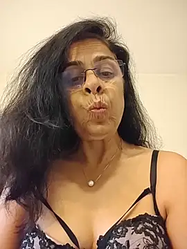 Susannemilf online show from November 14, 2025, 12:53 pm