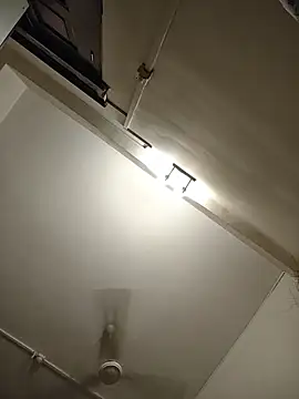 Susannemilf online show from March 24, 2026, 5:13 pm