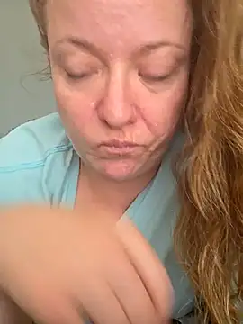 julimonroe online show from February 1, 2026, 6:39 pm