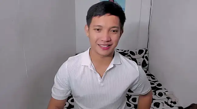 Snapshot of xSebastian19 chatting on December 16, 2024, 10:13 pm xSebastian19 online show from December 16, 2024, 10:13 pm