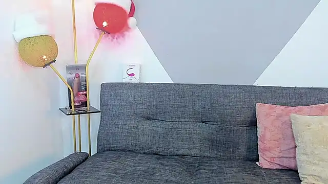 Snapshot of logan_thomas chatting on December 22, 2024, 9:11 am logan thomas online show from December 22, 2024, 9:11 am