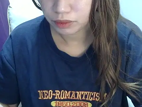    zurIII09  online show from February 22, 2026, 10:55 pm