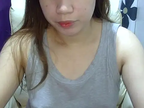    zurIII09  online show from July 15, 2026, 7:10 pm