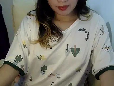    zurIII09  online show from September 20, 2025, 7:35 am