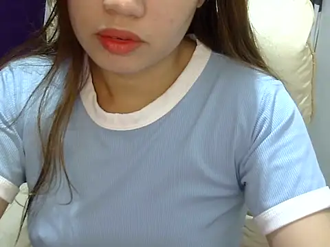    zurIII09  online show from July 10, 2026, 8:03 am