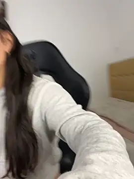 Snapshot of EmmaGrace1999 chatting on March 13, 2026, 1:54 am EmmaGrace1999 online show from March 13, 2026, 1:54 am