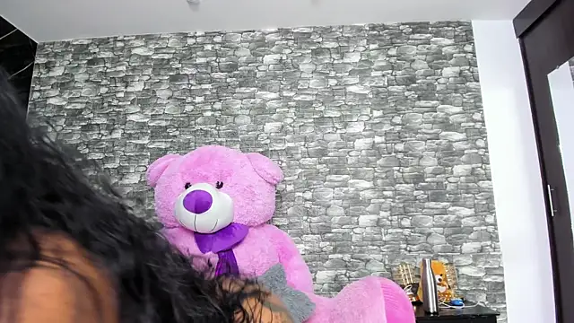 Snapshot of HeidyWillss chatting on March 9, 2025, 12:42 am HeidyWillss online show from March 9, 2025, 12:42 am