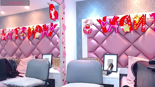 DanielaDuff online show from September 27, 2025, 7:53 pm