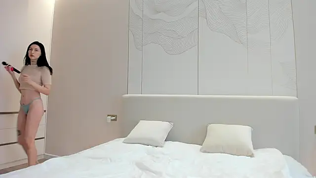 Snapshot of JenniferQueen11 chatting on November 30, 2025, 8:37 am JenniferQueen11 online show from November 30, 2025, 8:37 am