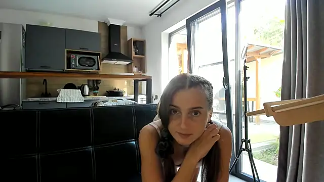 Snapshot of ElizSweet chatting on September 28, 2025, 12:01 pm ElizSweet online show from September 28, 2025, 12:01 pm