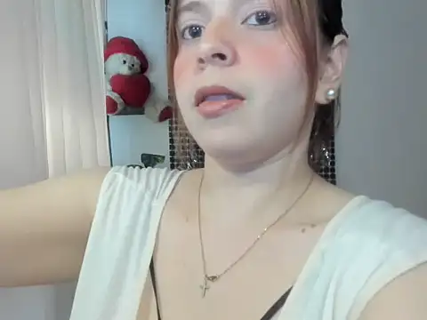 Snapshot of lorenitabella chatting on November 17, 2025, 8:24 pm lorenitabella online show from November 17, 2025, 8:24 pm