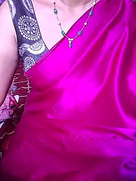 XBHUUME online show from April 16, 2026, 5:57 pm