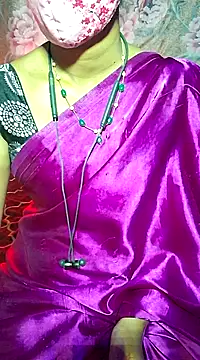 Snapshot of XBHUUME chatting on January 20, 2025, 5:06 pm XBHUUME online show from January 20, 2025, 5:06 pm