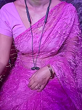 Snapshot of XBHUUME chatting on November 15, 2025, 4:44 pm XBHUUME online show from November 15, 2025, 4:44 pm