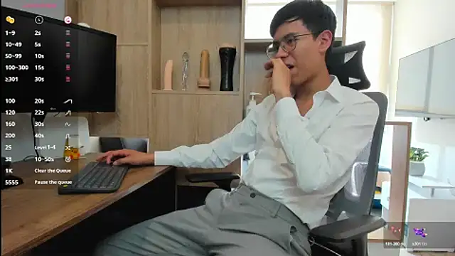 Snapshot of Jacob-Evans_ chatting on January 18, 2025, 7:48 pm Jacob-Evans  online show from January 18, 2025, 7:48 pm