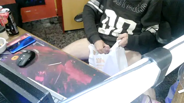 zorrito86 online show from November 21, 2025, 5:45 pm