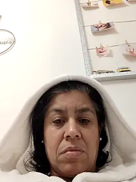 Snapshot of Molly_newman6 chatting on November 27, 2025, 6:08 pm Molly newman6 online show from November 27, 2025, 6:08 pm