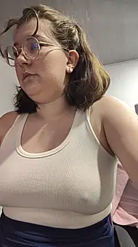 HunnyyLove online show from November 24, 2025, 2:50 pm