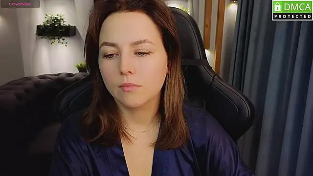 Snapshot of Mira_Mermayd chatting on March 8, 2025, 11:37 am Mira Mermayd online show from March 8, 2025, 11:37 am