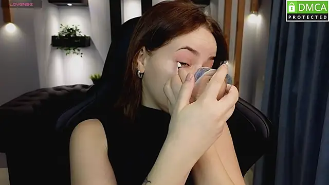 Snapshot of Mira_Mermayd chatting on February 23, 2025, 1:13 am Mira Mermayd online show from February 23, 2025, 1:13 am