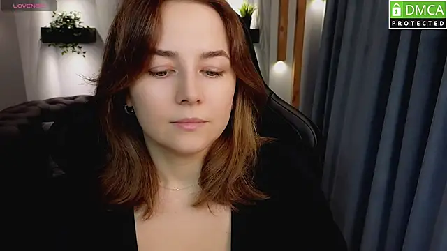 Snapshot of Mira_Mermayd chatting on February 26, 2025, 8:17 am Mira Mermayd online show from February 26, 2025, 8:17 am