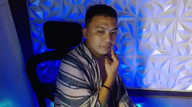 Snapshot of xsweetasian69x chatting on March 13, 2025, 8:00 pm xsweetasian69x online show from March 13, 2025, 8:00 pm