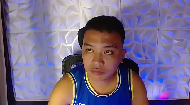 Snapshot of xsweetasian69x chatting on March 12, 2025, 10:48 am xsweetasian69x online show from March 12, 2025, 10:48 am