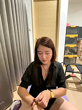 Snapshot of Tw_Angellovers chatting on November 12, 2025, 3:38 pm Tw Angellovers online show from November 12, 2025, 3:38 pm