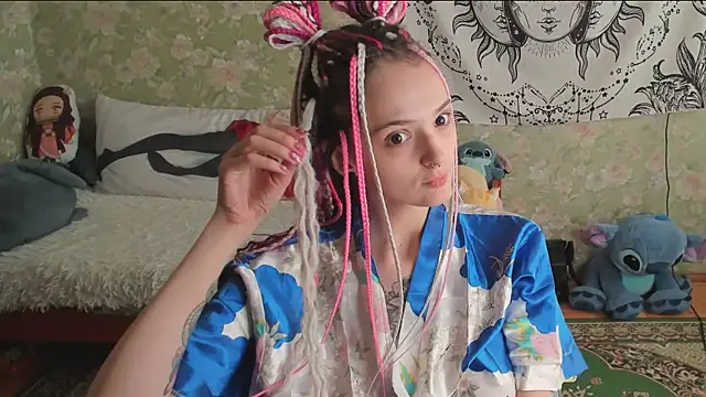 Snapshot of Cutie_Adelia chatting on July 8, 2026, 9:54 am Cutie Adelia online show from July 8, 2026, 9:54 am
