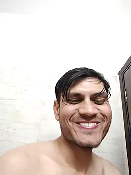 alex78265 online show from November 8, 2025, 8:07 am