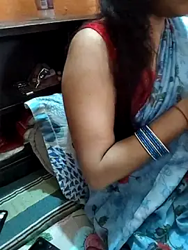 Snapshot of Diya_143 chatting on May 9, 2026, 7:34 am Diya 143 online show from May 9, 2026, 7:34 am