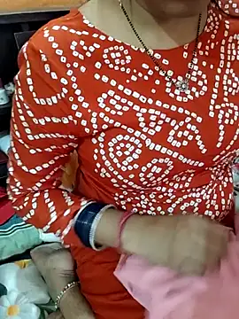 Snapshot of Diya_143 chatting on May 6, 2026, 7:34 am Diya 143 online show from May 6, 2026, 7:34 am
