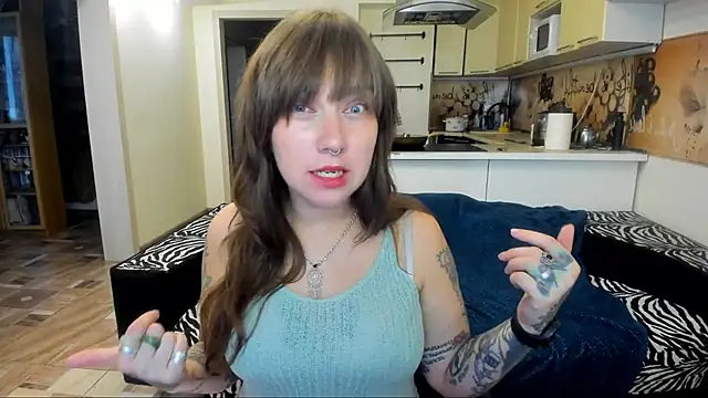 Snapshot of StacyTigerr chatting on September 24, 2025, 2:34 pm StacyTigerr online show from September 24, 2025, 2:34 pm