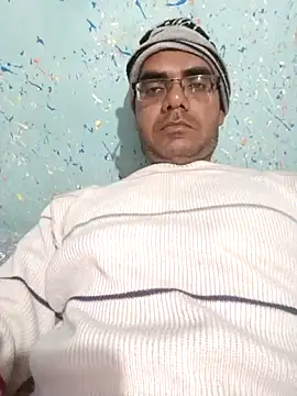 ajayraj0000 online show from December 5, 2025, 7:34 pm