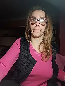 Snapshot of Dettybitch40 chatting on December 1, 2025, 3:02 pm Dettybitch40 online show from December 1, 2025, 3:02 pm