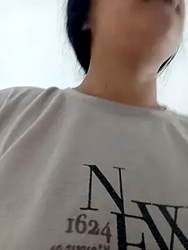 Snapshot of Arisha34 chatting on January 19, 2025, 9:34 pm Arisha34 online show from January 19, 2025, 9:34 pm