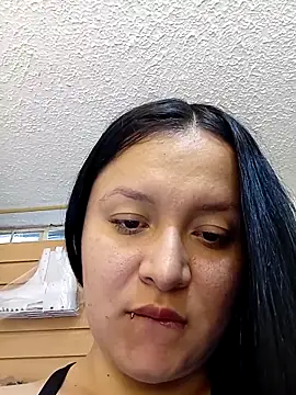 Snapshot of Arisha34 chatting on October 22, 2025, 5:56 pm Arisha34 online show from October 22, 2025, 5:56 pm