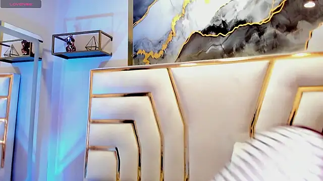 HannaPetit online show from March 11, 2026, 11:37 am