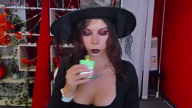 Snapshot of KateCloud chatting on October 31, 2025, 5:09 pm KateCloud online show from October 31, 2025, 5:09 pm