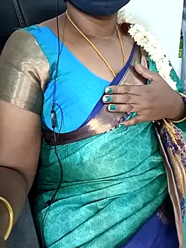 Snapshot of Tamil-hotwife chatting on October 9, 2025, 9:48 pm Tamil-hotwife online show from October 9, 2025, 9:48 pm