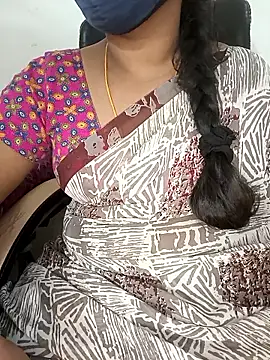 Snapshot of Tamil-hotwife chatting on October 19, 2025, 5:48 pm Tamil-hotwife online show from October 19, 2025, 5:48 pm