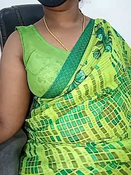 Snapshot of Tamil-hotwife chatting on June 7, 2026, 1:11 am Tamil-hotwife online show from June 7, 2026, 1:11 am